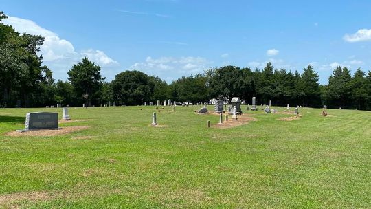 Basin Springs Cemetery Assn. inducts new board