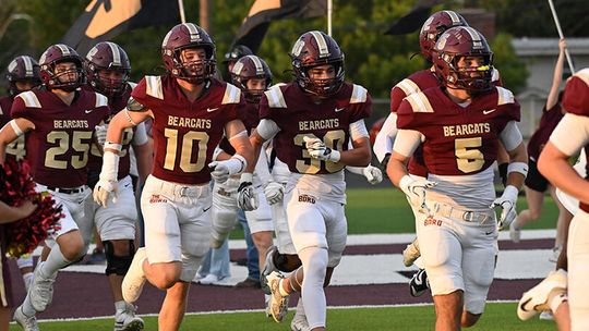 Bearcats blow out Holliday to close non-district play