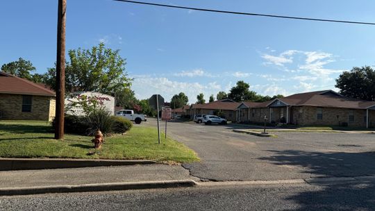 City of Whitesboro helps residents seek apartment repairs