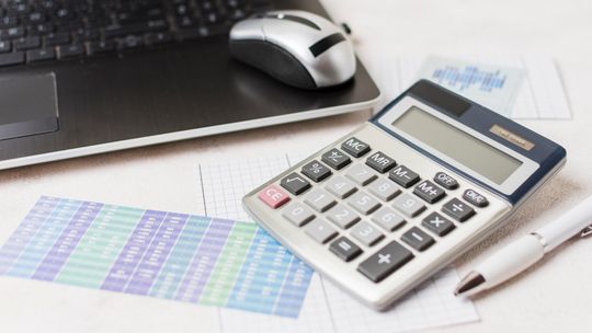 Council continues budget talks