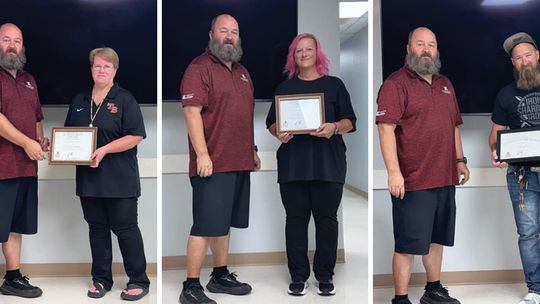 Council recognizes community volunteers, approves tax rate