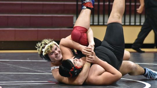 Elijah Hines among top heavyweights in the State