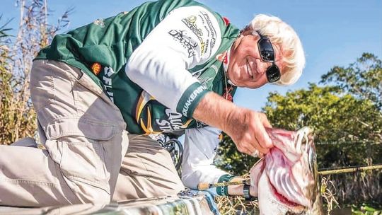 Jimmy Houston, Lynn Burkhead to speak at Men’s Wild Beast Feast at FBC Whitesboro