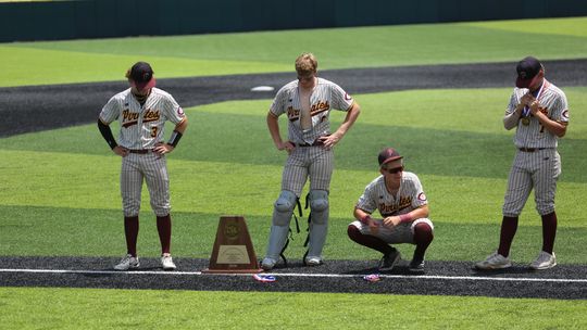 Pirates can’t take knots out of Ropes