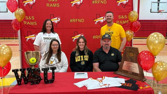S&S’s Hayden Mowrey inks college softball deal
