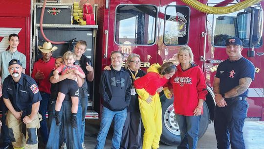SCC class celebrates Red Ribbon Week with fire station tour