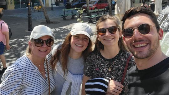 World Heritage seeks host families for exchange students