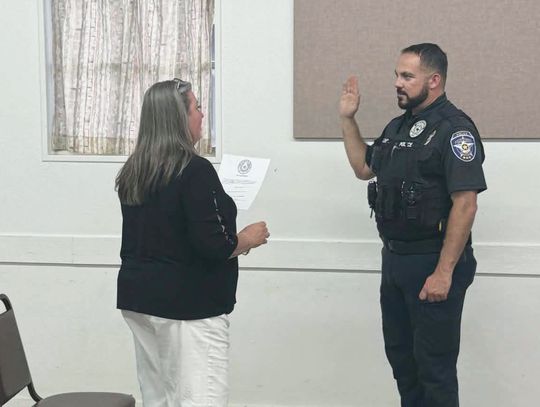 Cheshire sworn-in as Collinsville Police Chief