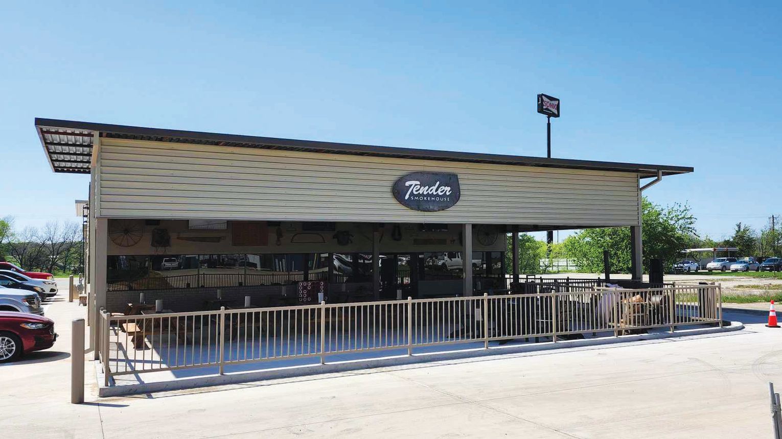 Tender Smokehouse opens doors in W'boro