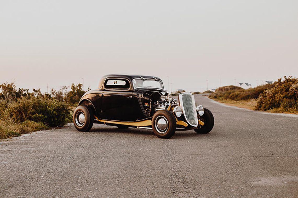 Bonnie and Clyde ride again at annual Pilot Point festival