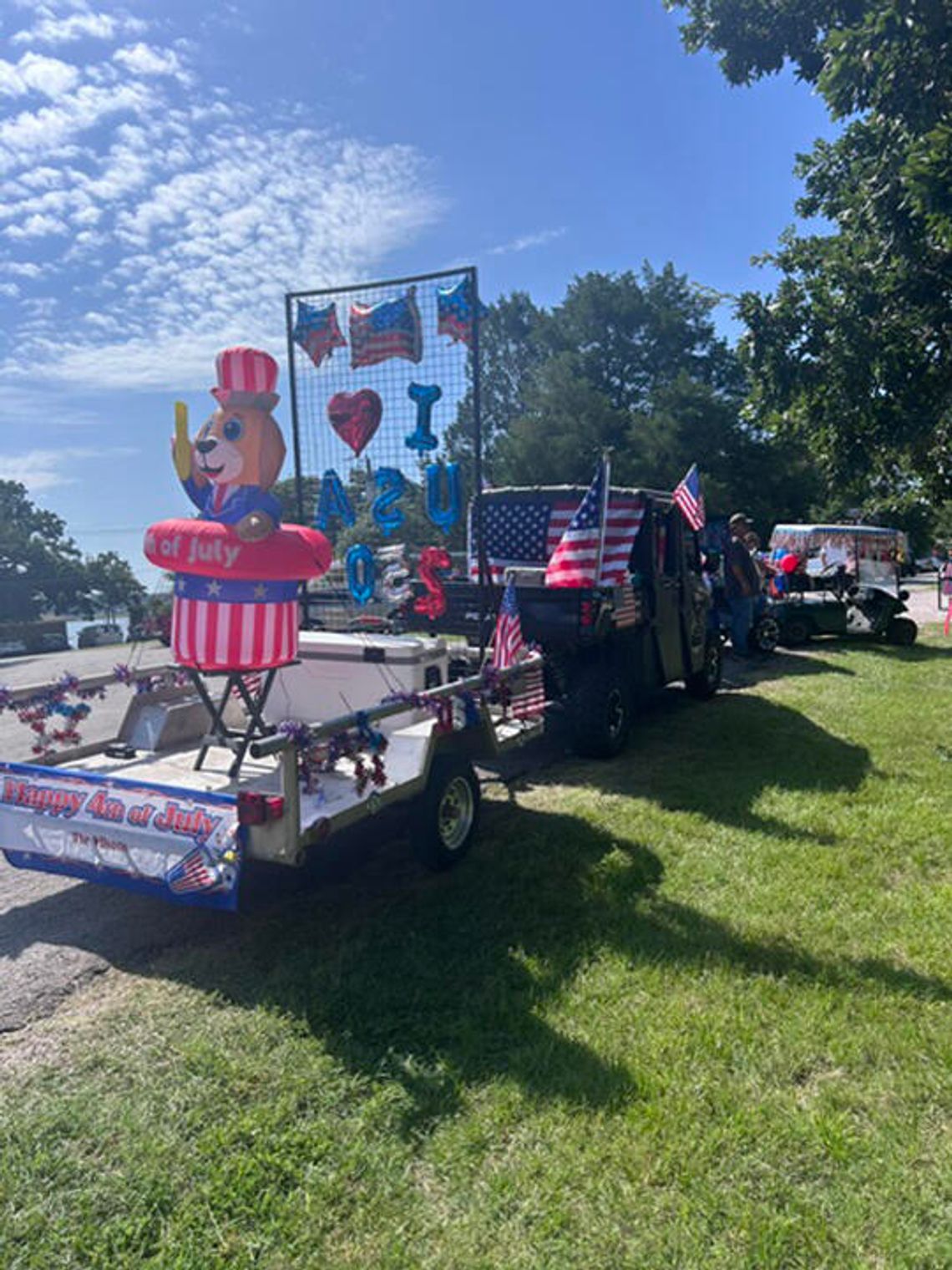 ‘Cheers to 250 Years’ July 4th parade, celebration invokes patriotic spirit at Cedar Mills Marina & Resort ‘Cheers to 250 Years’ July 4th parade, celebration invokes patriotic spirit at Cedar Mills Marina & Resort