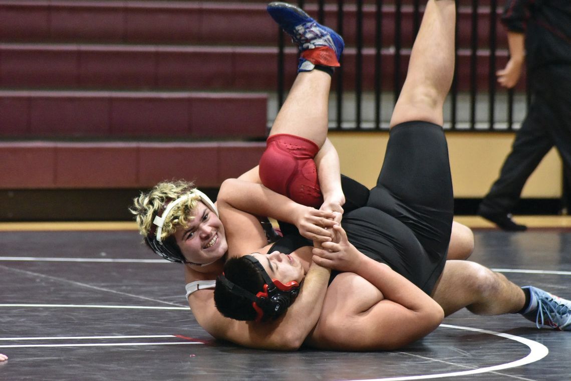 Elijah Hines among top heavyweights in the State