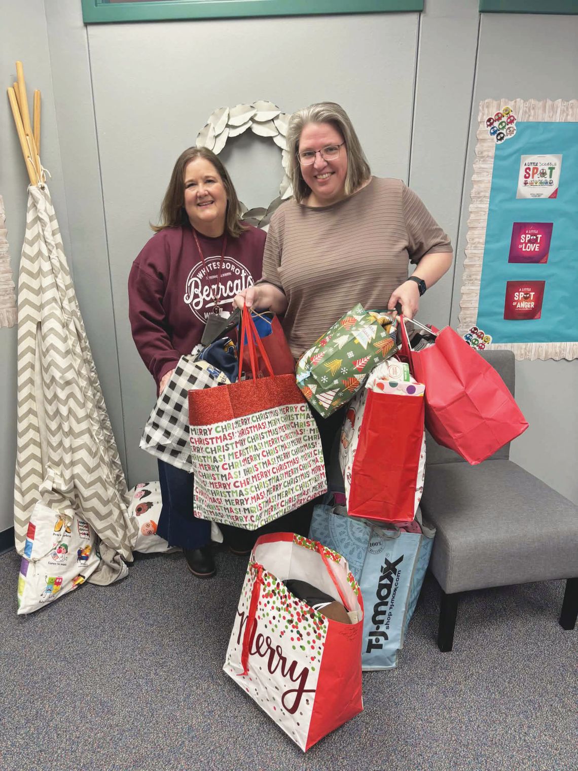 FUMC Whitesboro delivers warmth, care to WISD students this winter FUMC Whitesboro delivers warmth, care to WISD students this winter