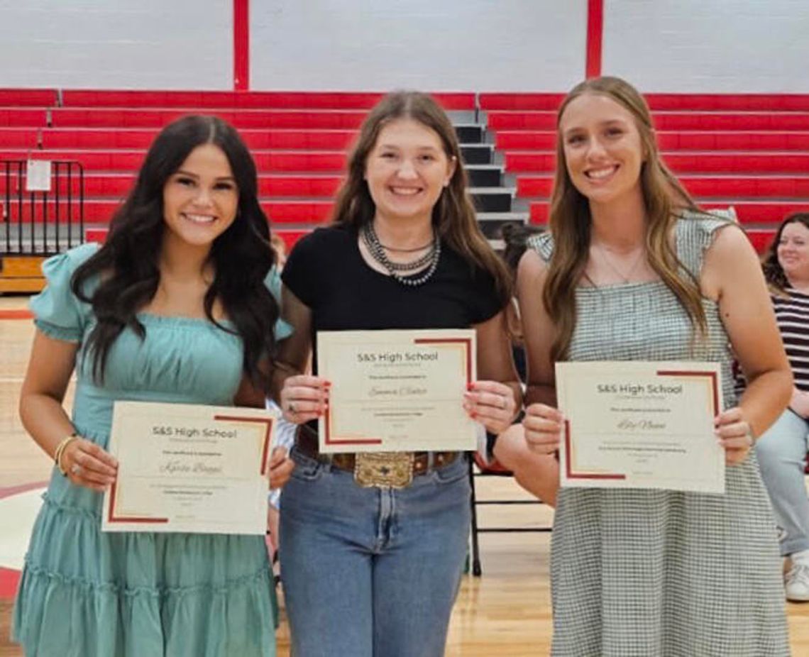 G’ville Masonic Lodge awards scholarships G’ville Masonic Lodge awards scholarships