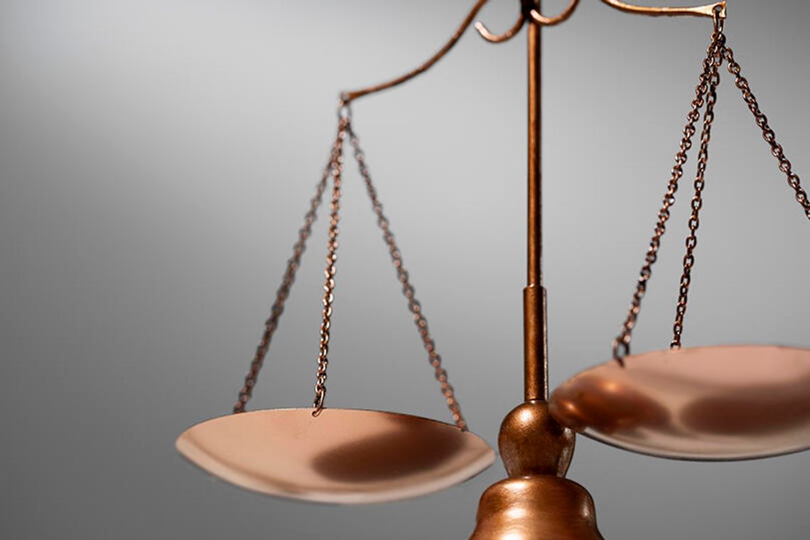 Grand jury returns felony indictments