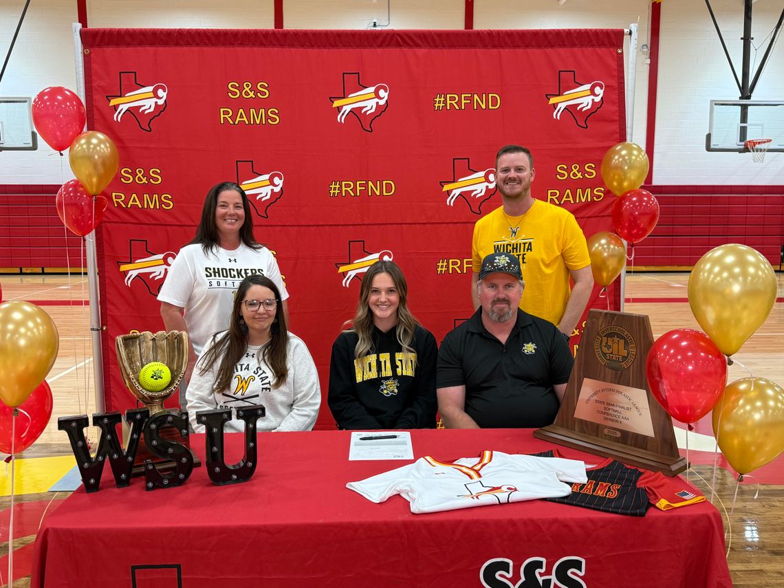 S&S’s Hayden Mowrey inks college softball deal S&S’s Hayden Mowrey inks college softball deal