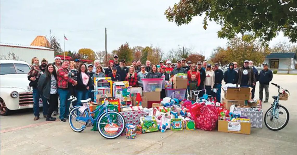 Southern Cross Car Club toy run fills record number of wish lists for Children’s Advocacy Center Southern Cross Car Club toy run fills record number of wish lists for Children’s Advocacy Center