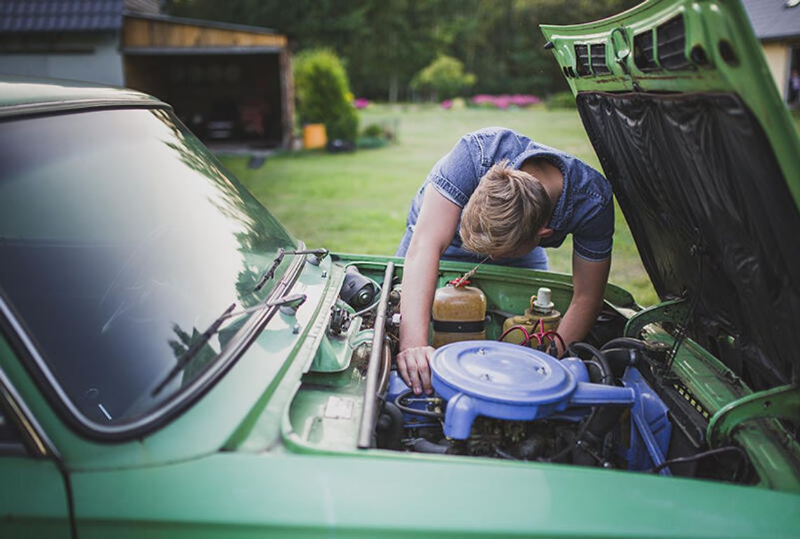 Texas protected the right to repair electronics. Drivers deserve the same freedom. Texas protected the right to repair electronics. Drivers deserve the same freedom.