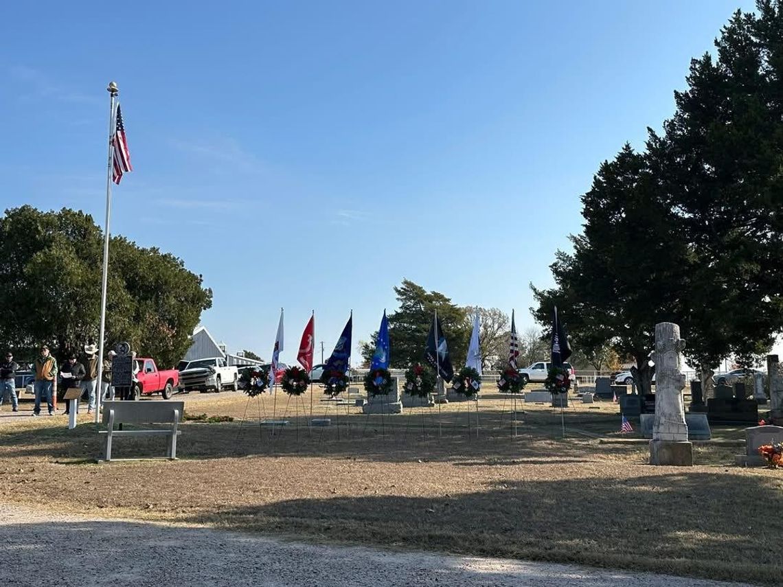 Tioga Cemetery ‘Wreaths Across America’ provides 162 wreaths