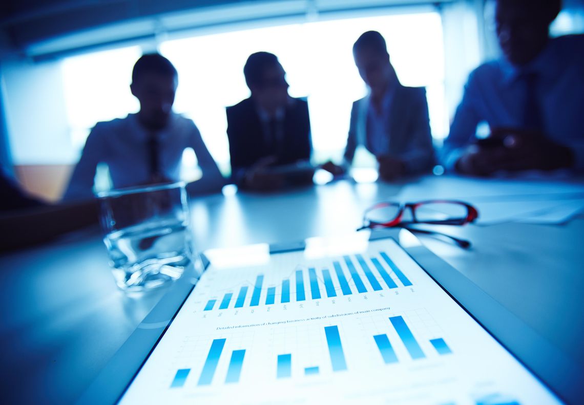 W’boro EDC, IDC work through brief agenda W’boro EDC, IDC work through brief agenda