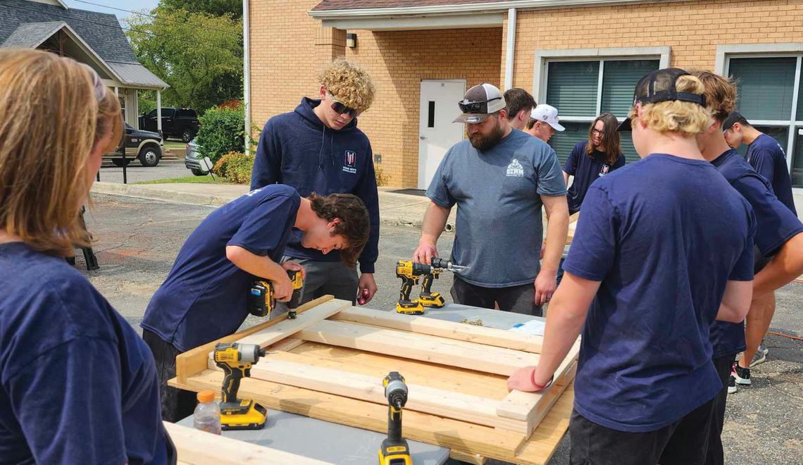 W’boro SHP chapter builds beds for area kids